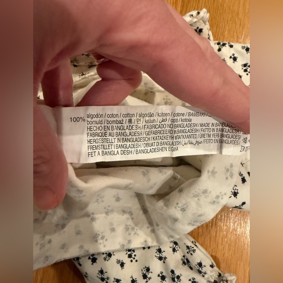 Zara Cream Long Sleeve Top with Black Floral Print and Peter Pan Collar 2-3 year - Picture 5 of 9